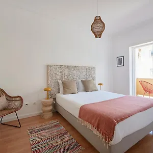 Appartamento Sunset Balcony Apartment, By Timecooler, Lisbona